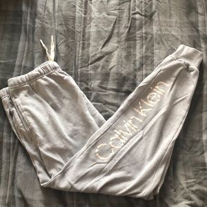 Calvin Klein sweatpants size Large